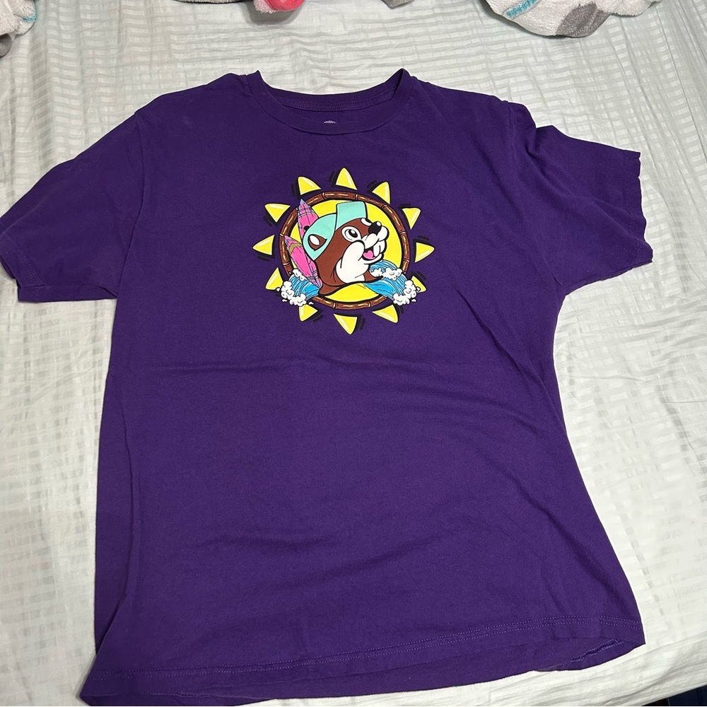 Buc-ees tshirt